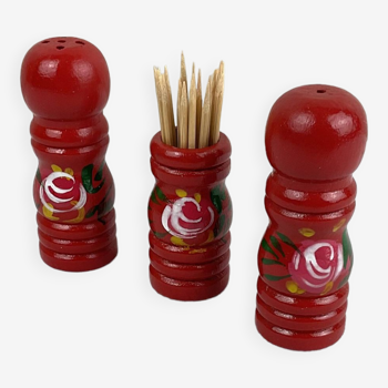 Salt shaker, pepper shaker and toothpick pot set