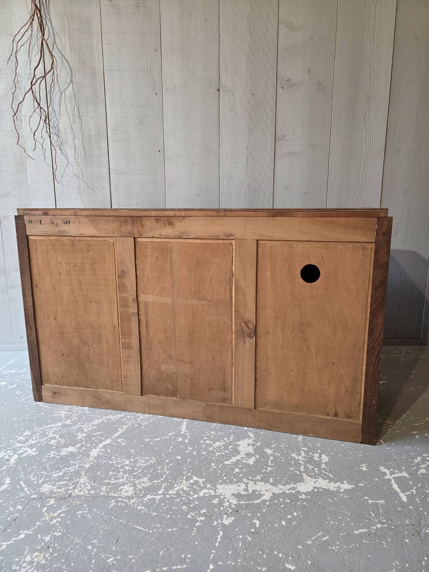Buffet brutaliste