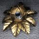 Applique fleur vintage metal dorée
