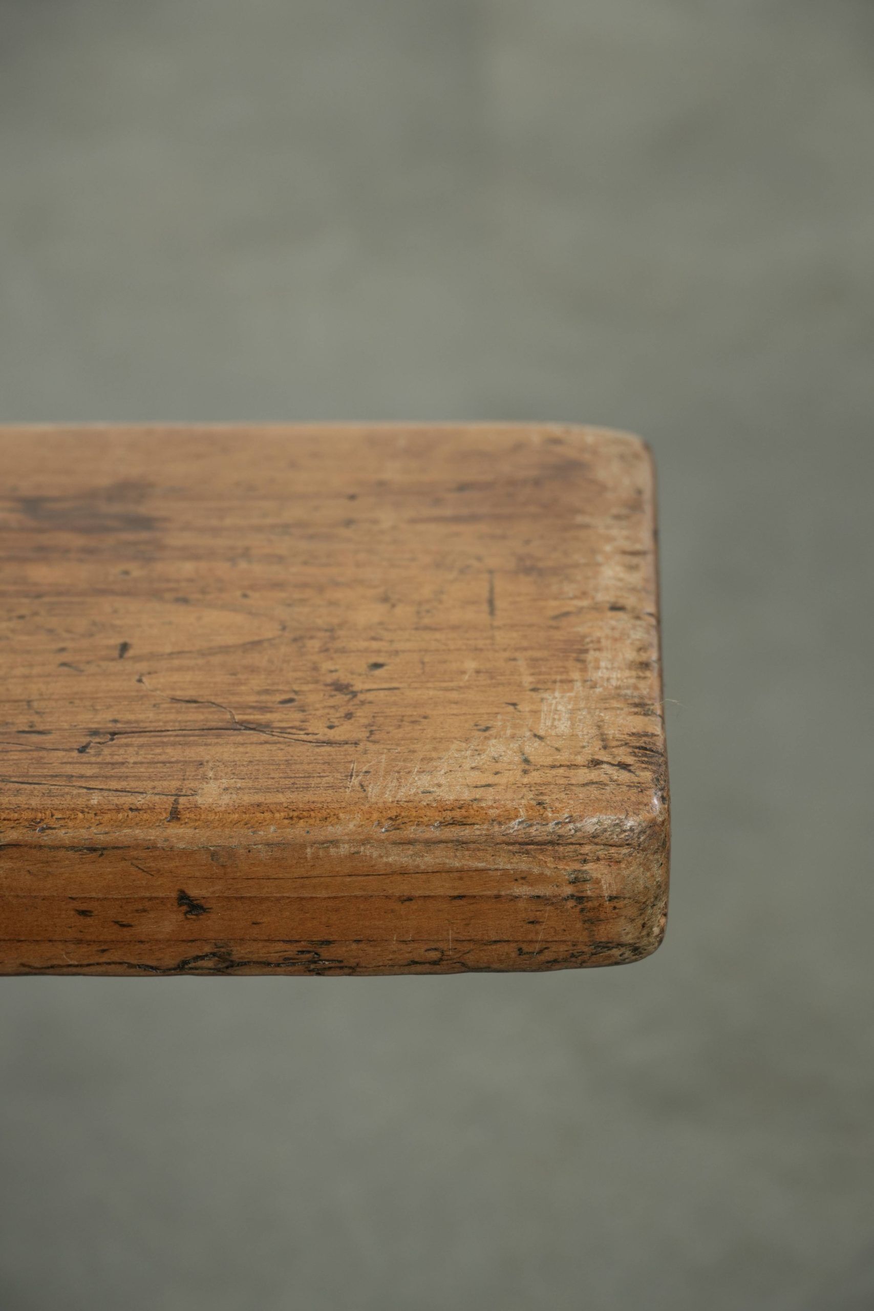 Banc de couloir brocante français / banc pour la table à manger avec un super look