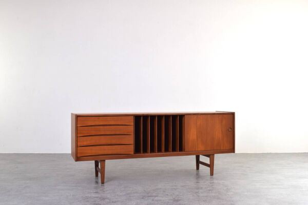 Buffet Hi-Fi en teck du milieu du siècle Ulvö par Erik Wørts pour Ikea, années 1960.