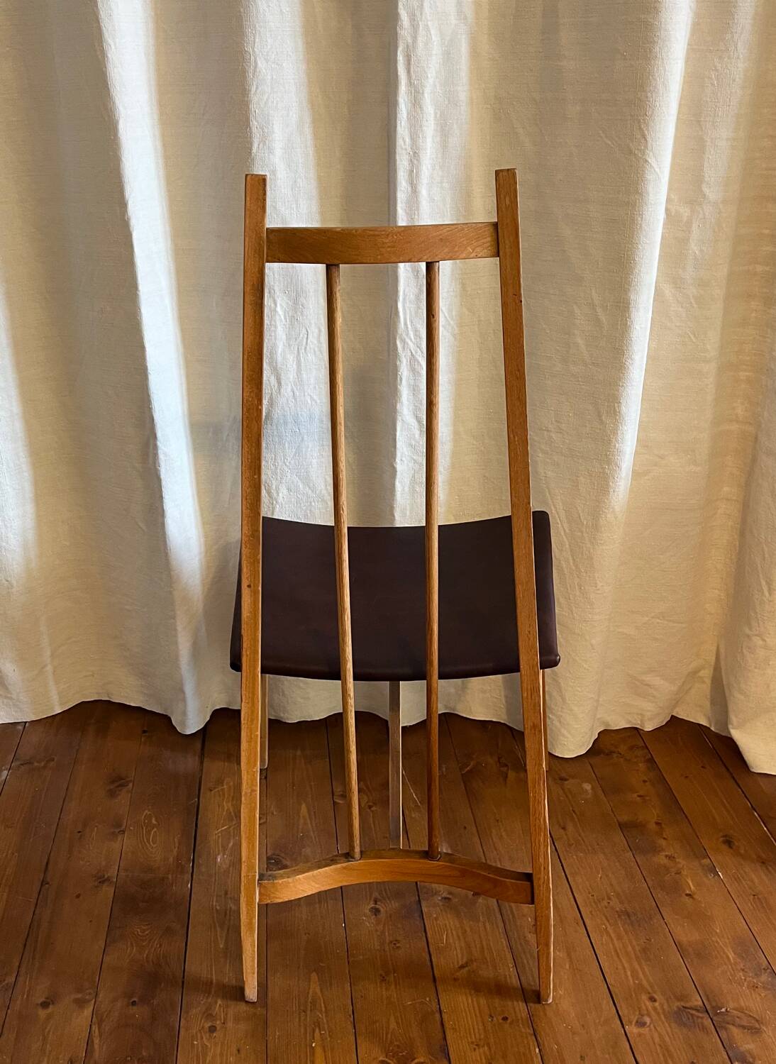 Italian work from the 40s, chair