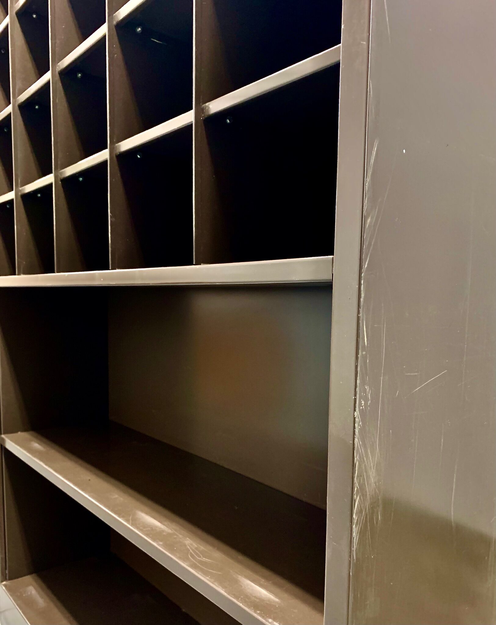 Industrial storage cabinet