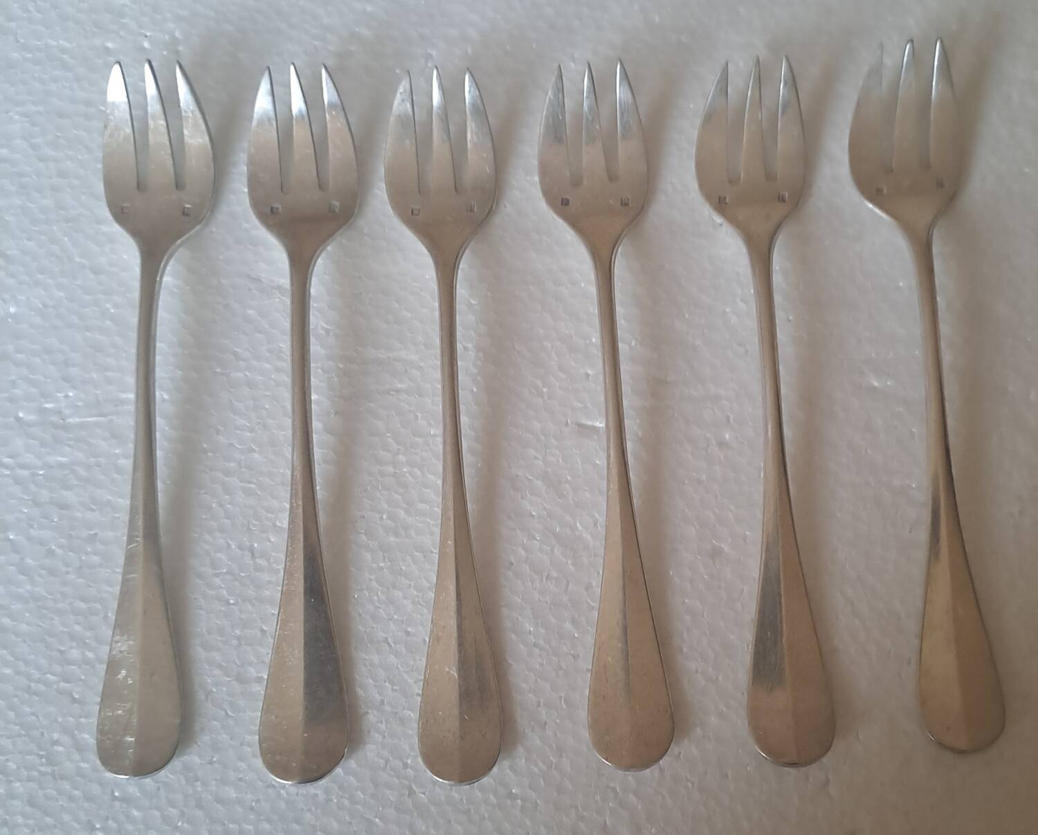 6 silver-plated oyster forks by Alfénide