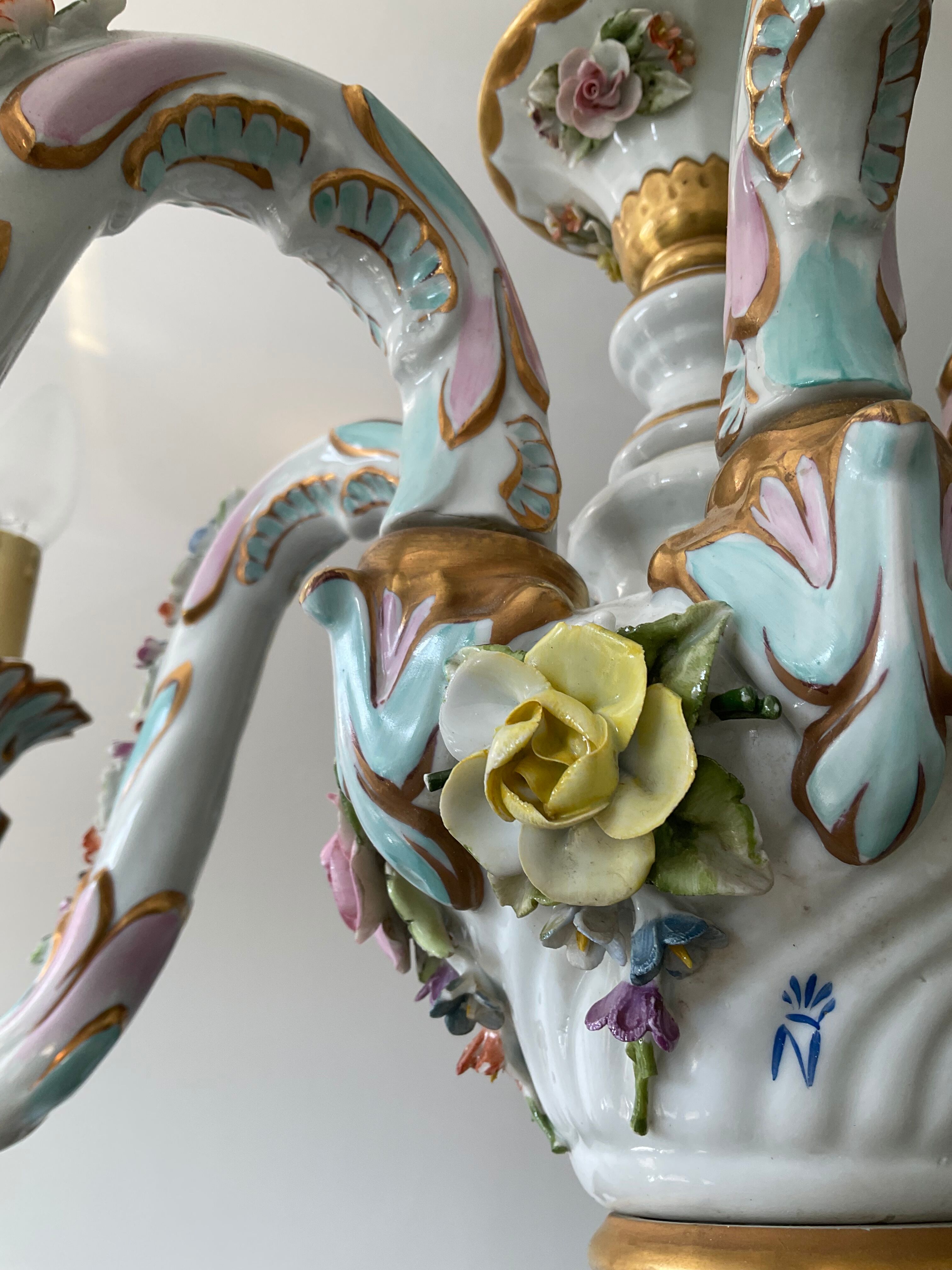 Old chandelier Capodimonte porcelain Italy 6 arms