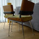 Chaise de chez Modern'Tube série Marcom