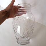 Vase en verre ciselé