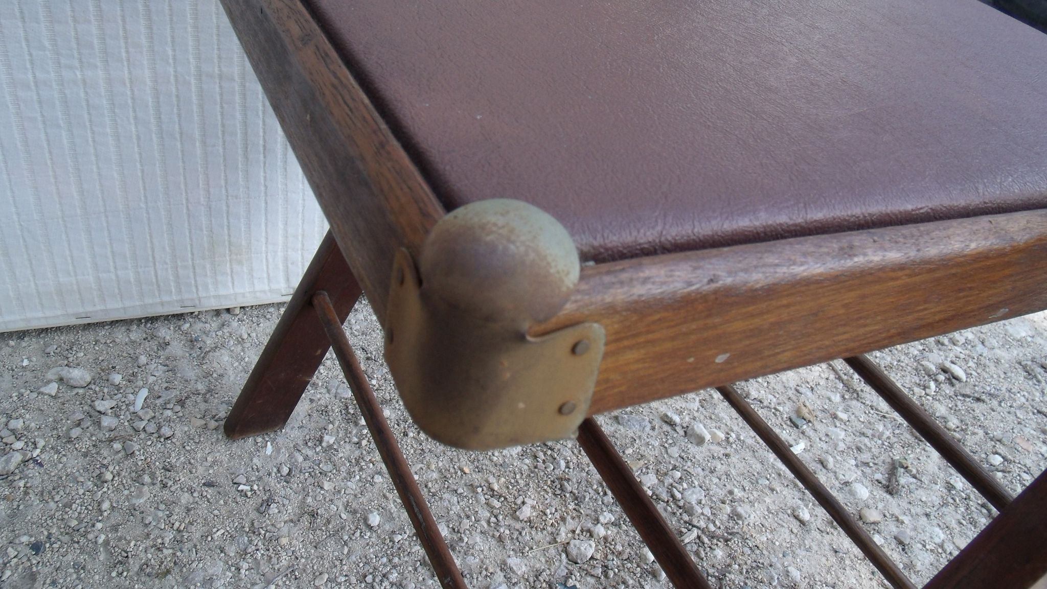 Set of 2 chairs wood folding american trump and skai