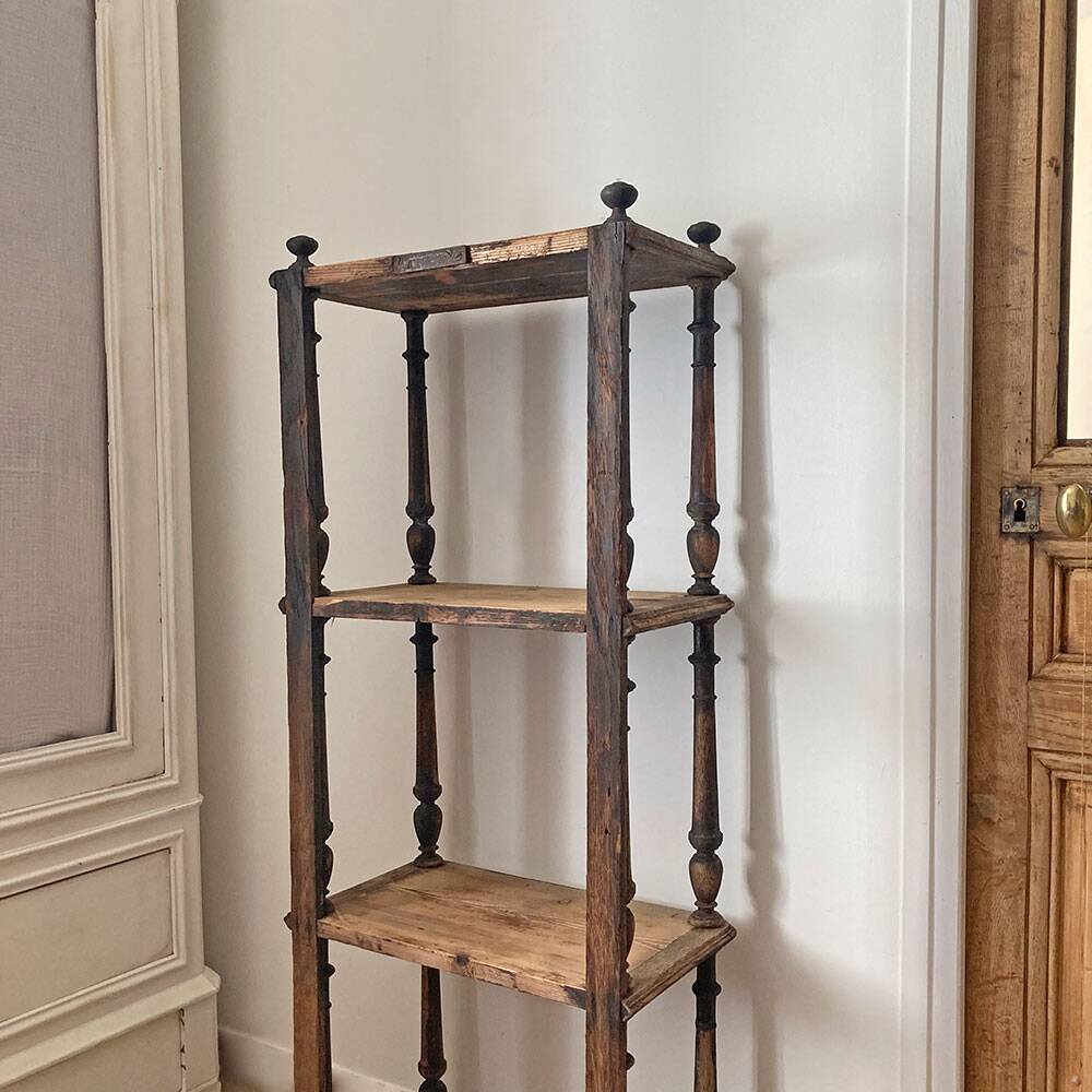 Napoleon III shelf