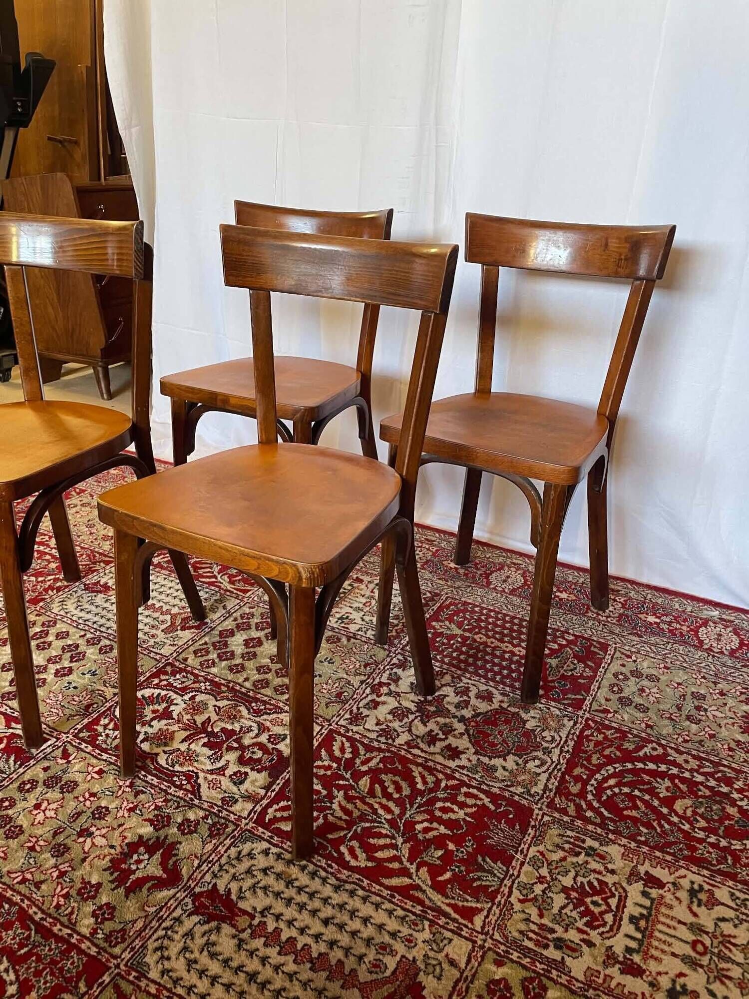 Set of 4 vintage Baumann wooden chairs – Bistro style