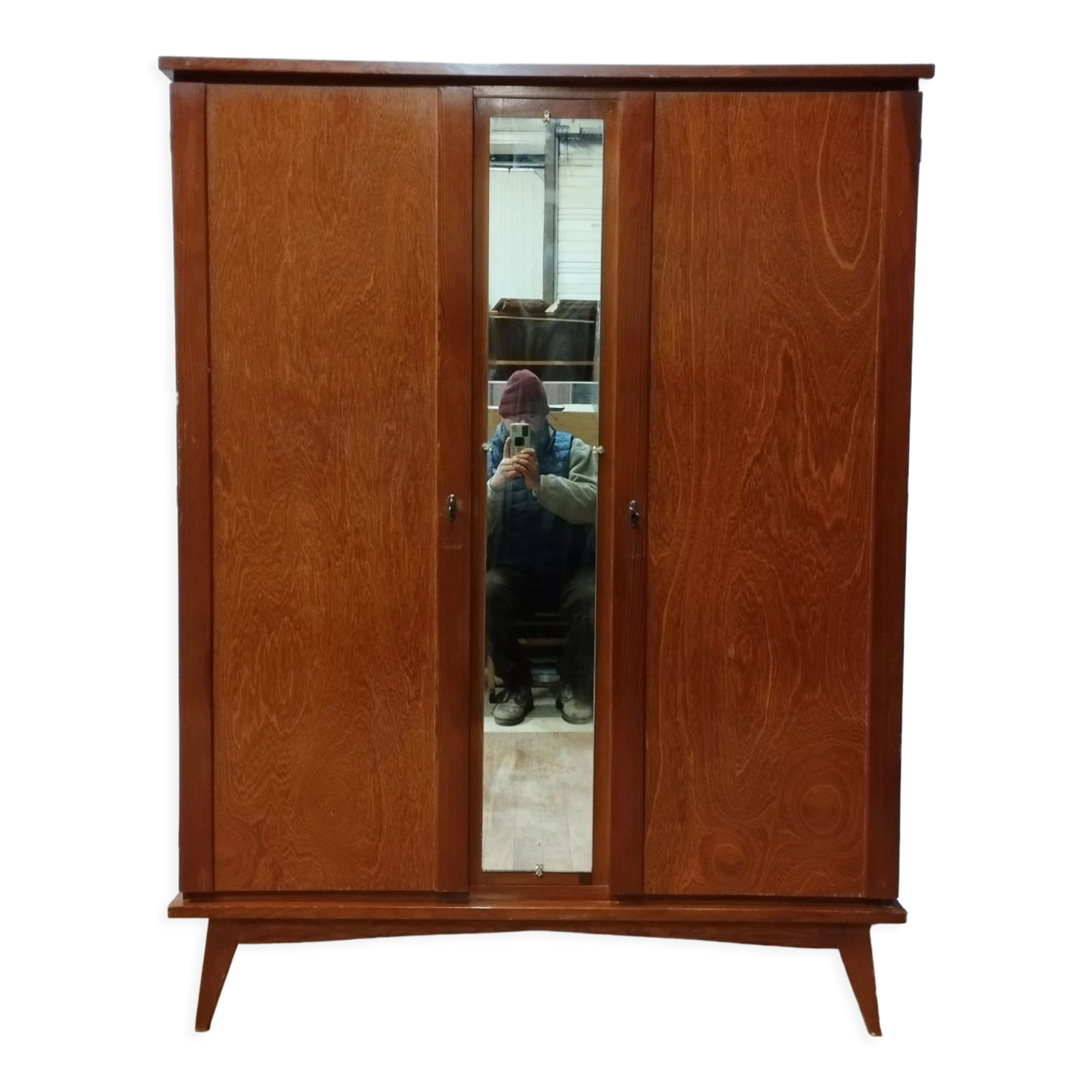 Vintage wardrobe feet compass