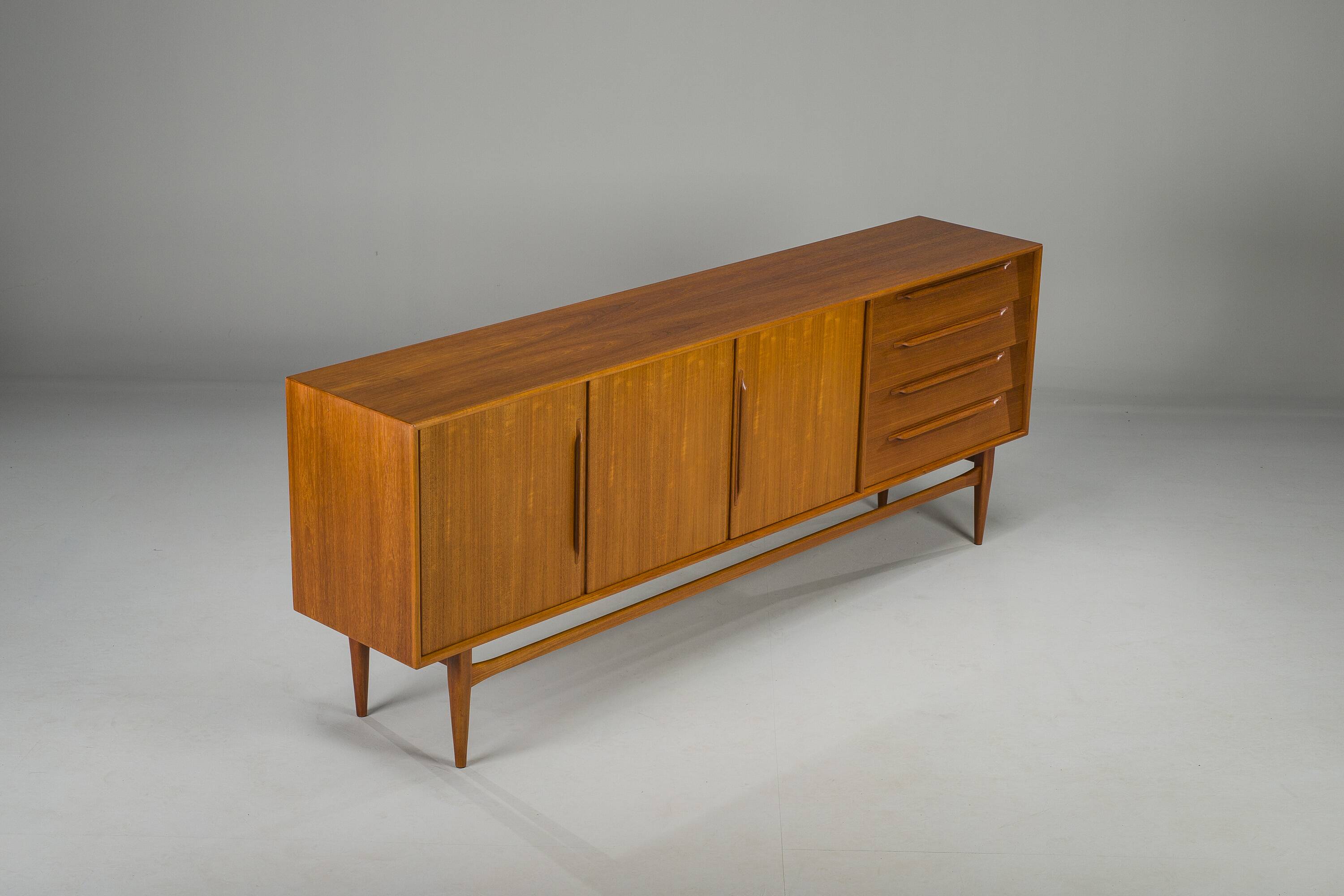 Mid-Century Type 214 Sideboard in Teak by Heinrich Riestenpatt for RT Möbel