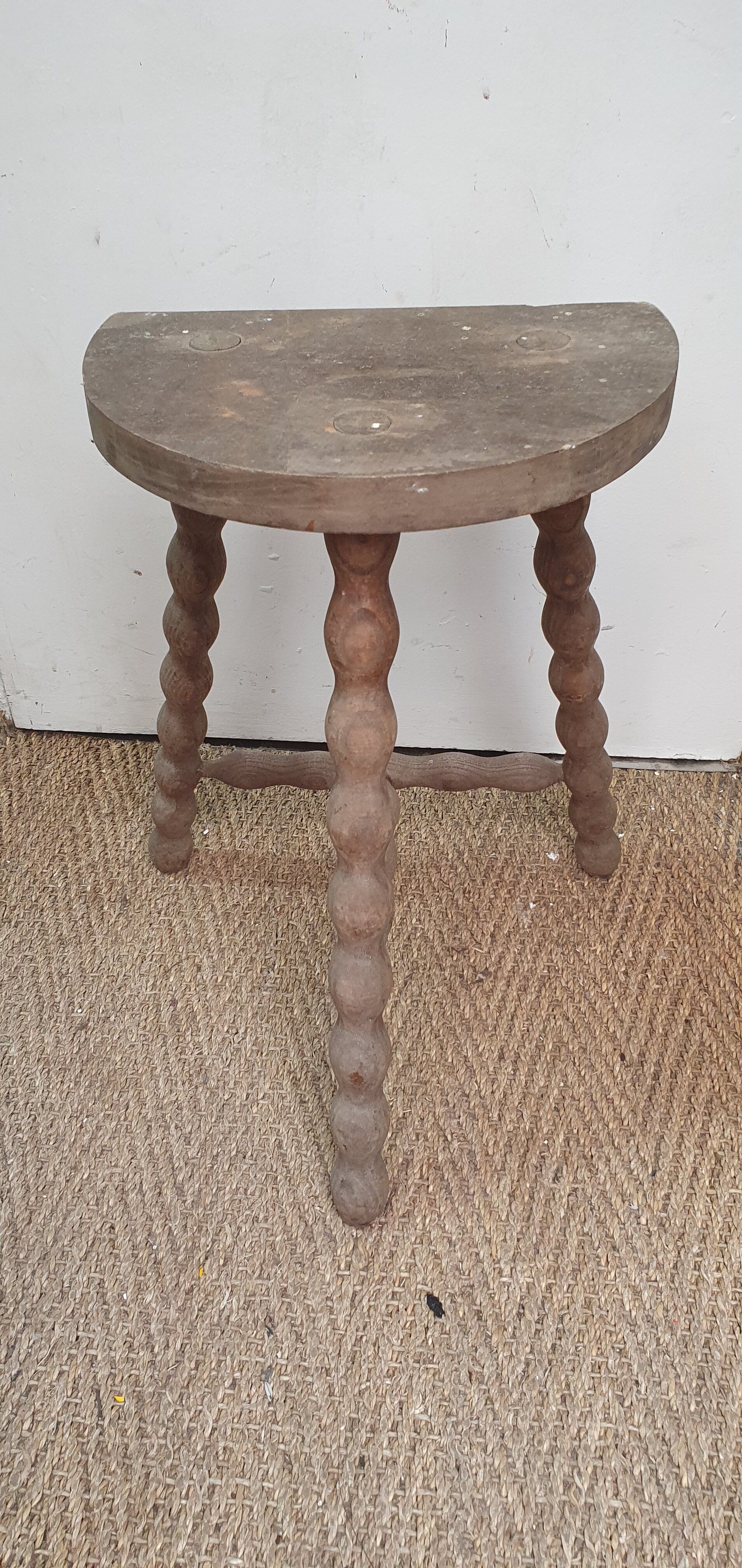 Brutalist treaty stool