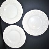 Wedgwood lot de 3 assiettes à dessert faïence moulée Patrician guirlande Angleterre