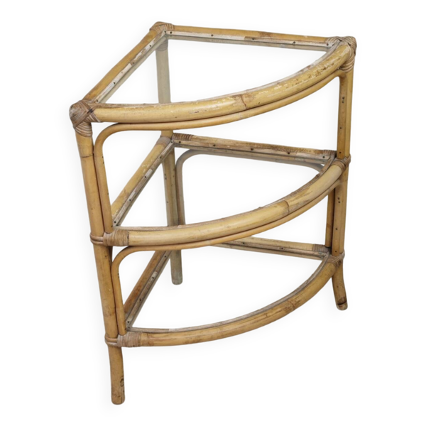 Étagère d'angle en rotin et verre 1970