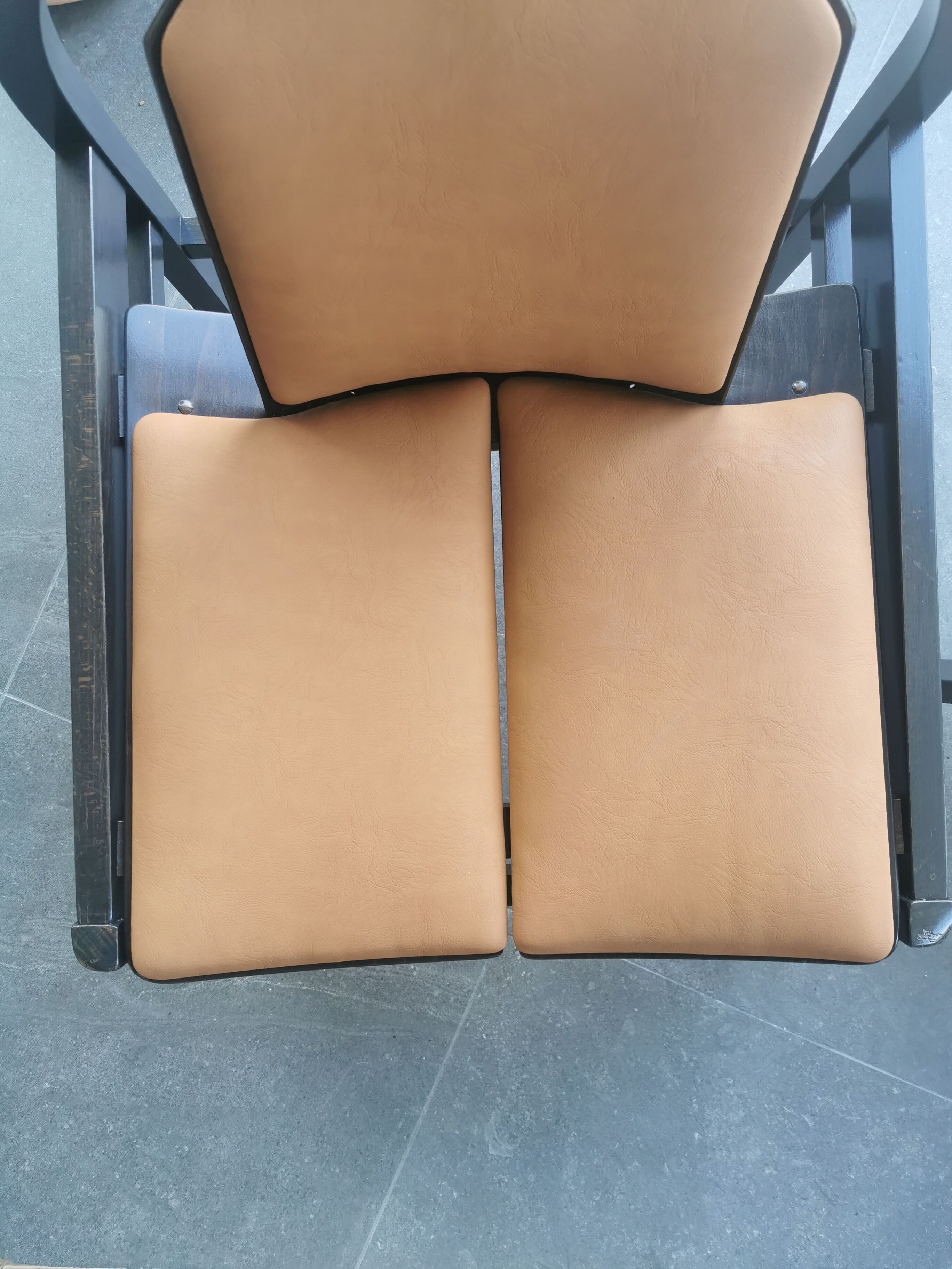 Paire de fauteuils Baumann modèle Argos rénovés