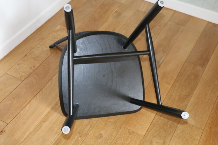 Black Scandinavian chair