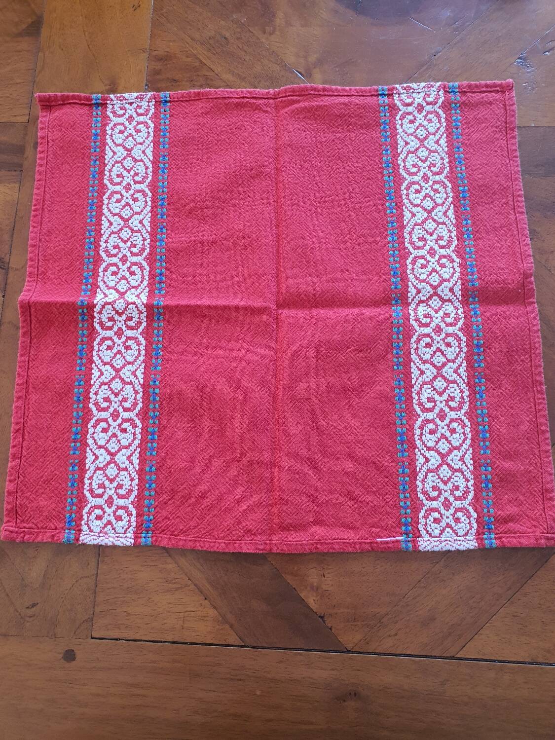 "Basque" napkins