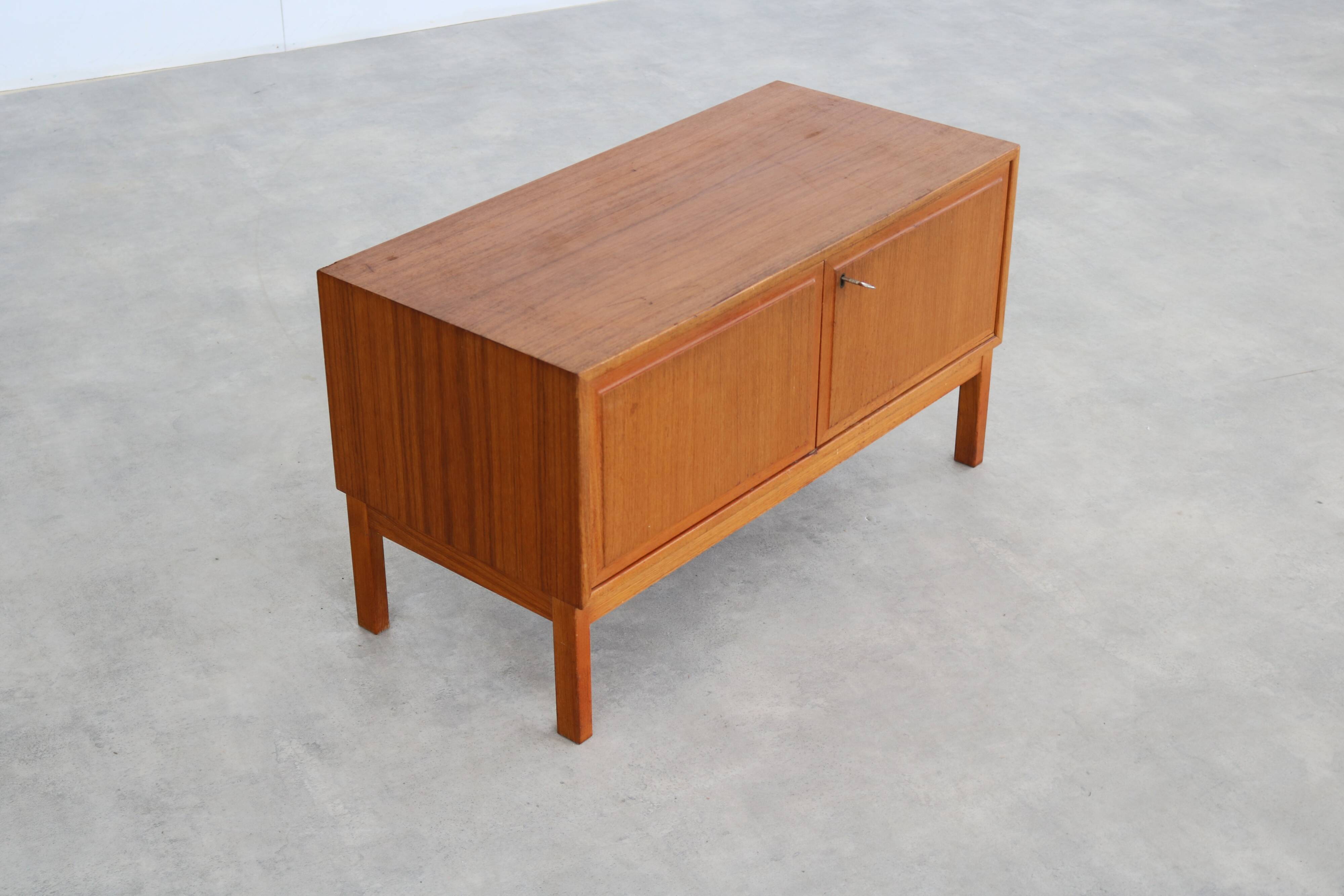 vintage TV unit | small furniture | teak | Swedish