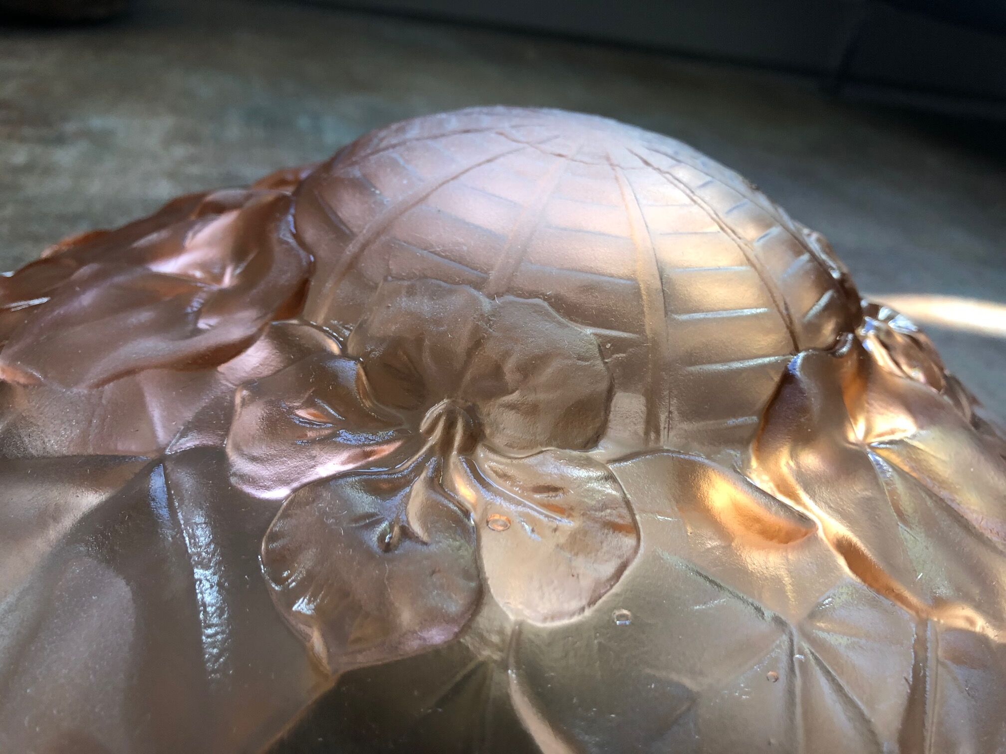 Art deco glass paste ceiling