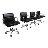 Chaises de bureau EA 217 Soft Pad par Charles et Ray Eames pour ICF, années 1980.