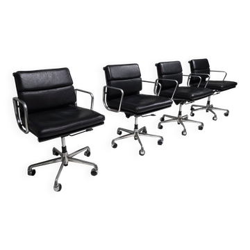 EA 217 Soft Pad office chairs by Charles & Ray Eames for ICF, 1980s