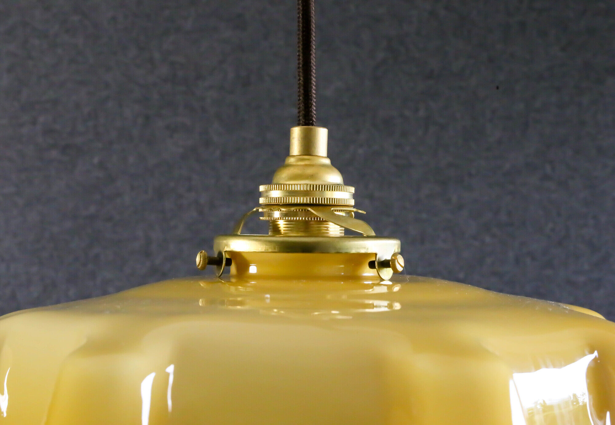 Old susmension in yellow and white opaline with cable and new douile - circa 1950