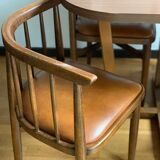 Table et chaises encastrables Thonet