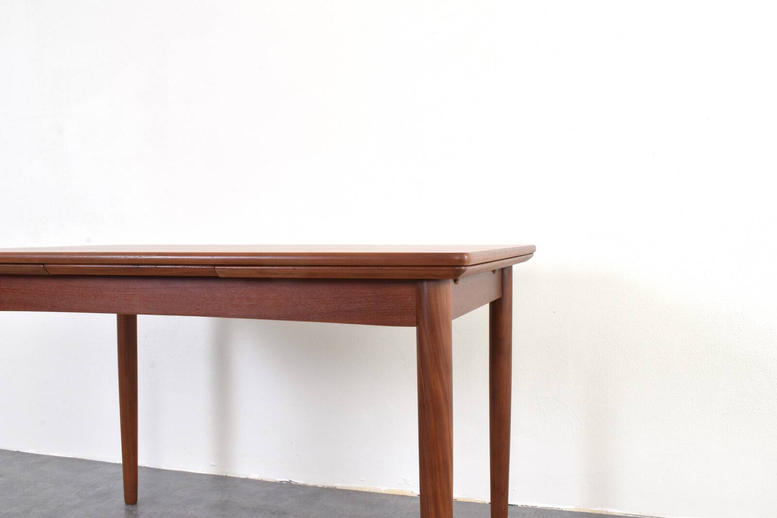 Mid-Century Danish Teak Extendable Dining Table, 1960s.