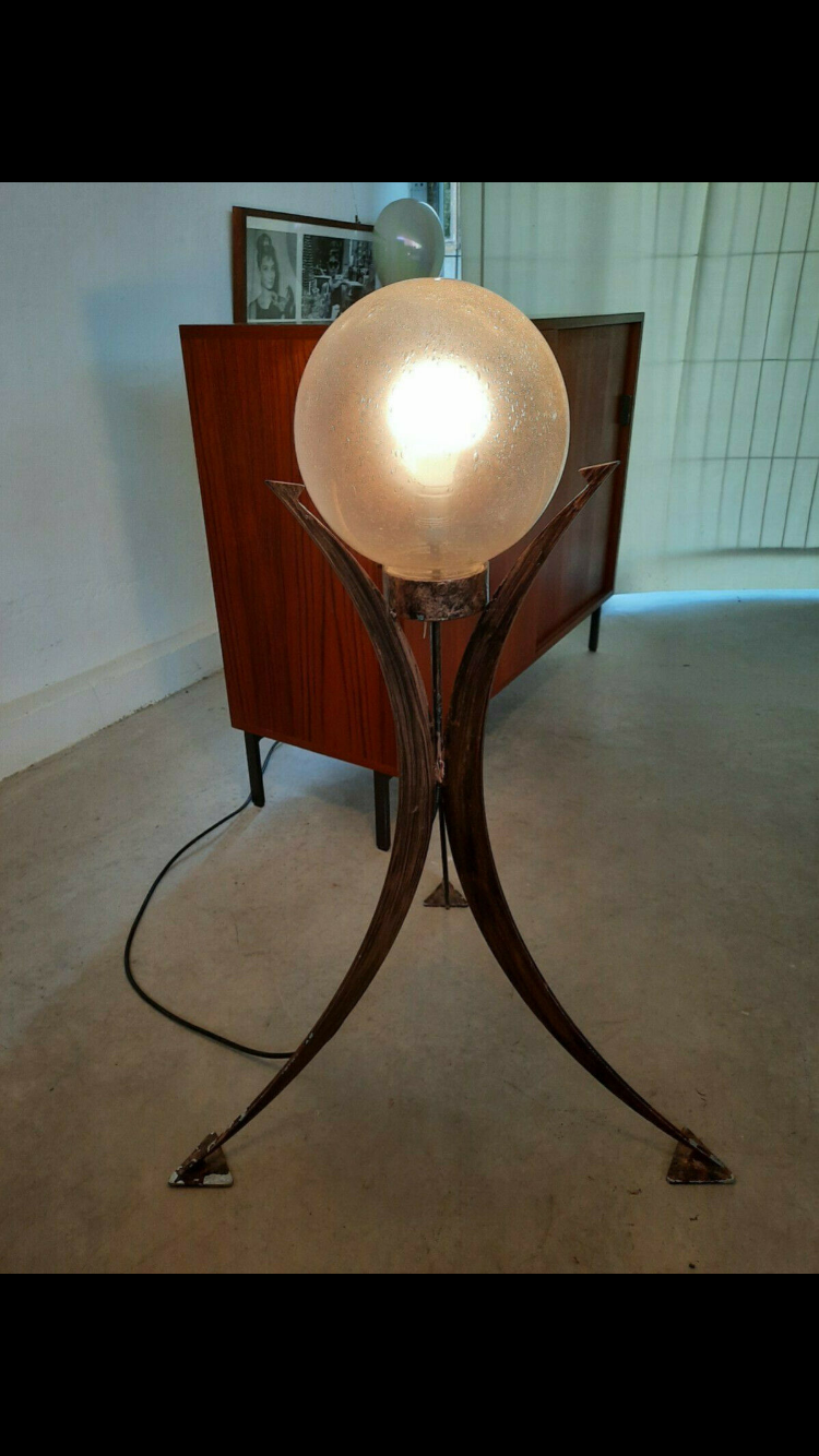 Brutalist tripod floor lamp, Germany 1970s