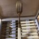 Household dessert forks