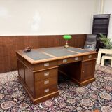 Large Classic English Chesterfield Desk Partnerdesk
