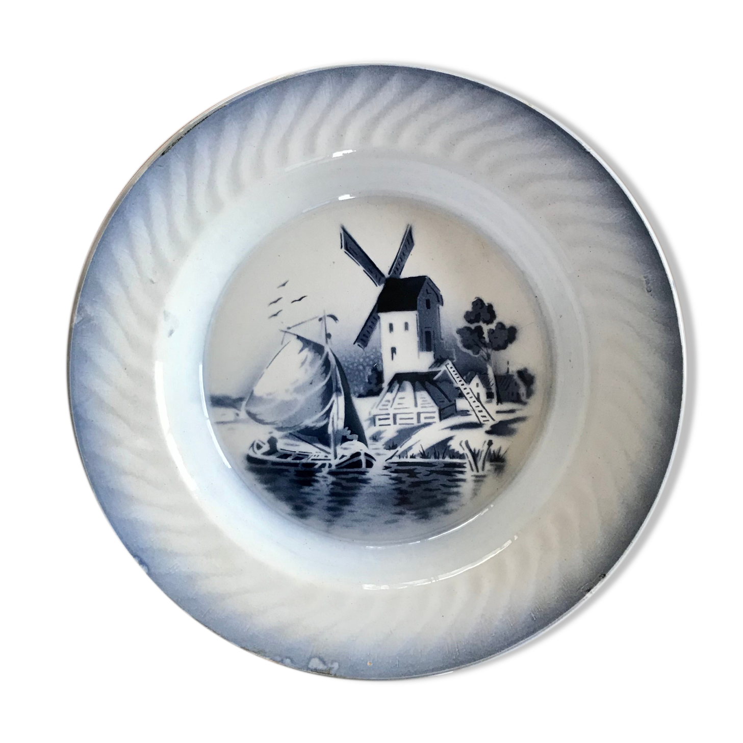 Old dish
