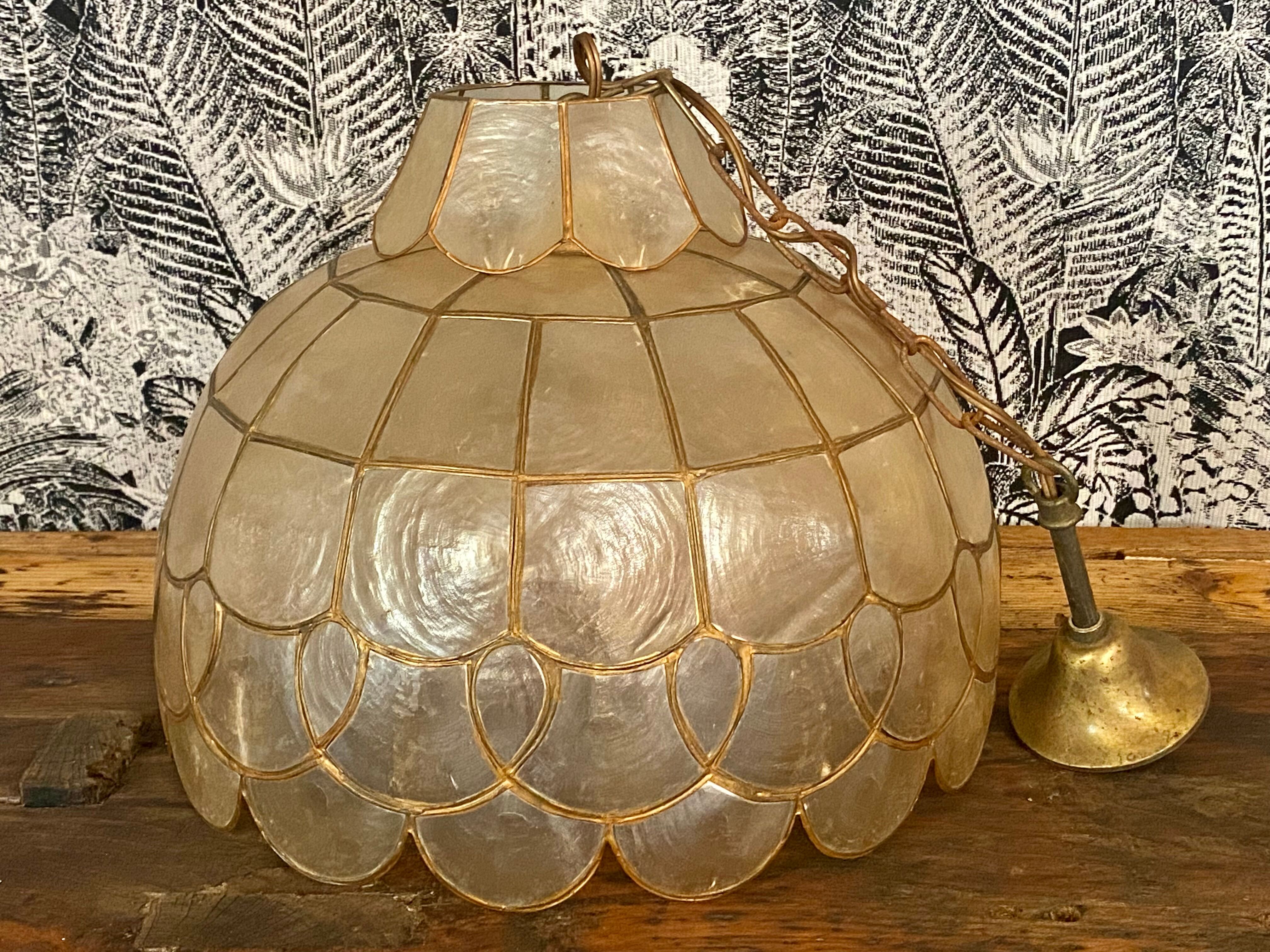Suspension vintage nacre et laiton