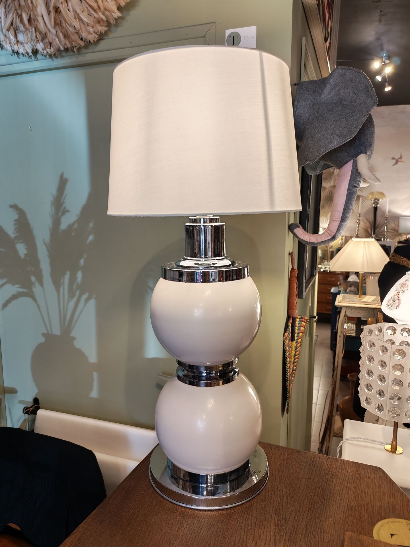 Delmas lamp base model Monteuse