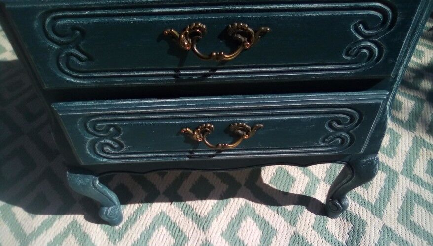 Skated wooden chiffonnier