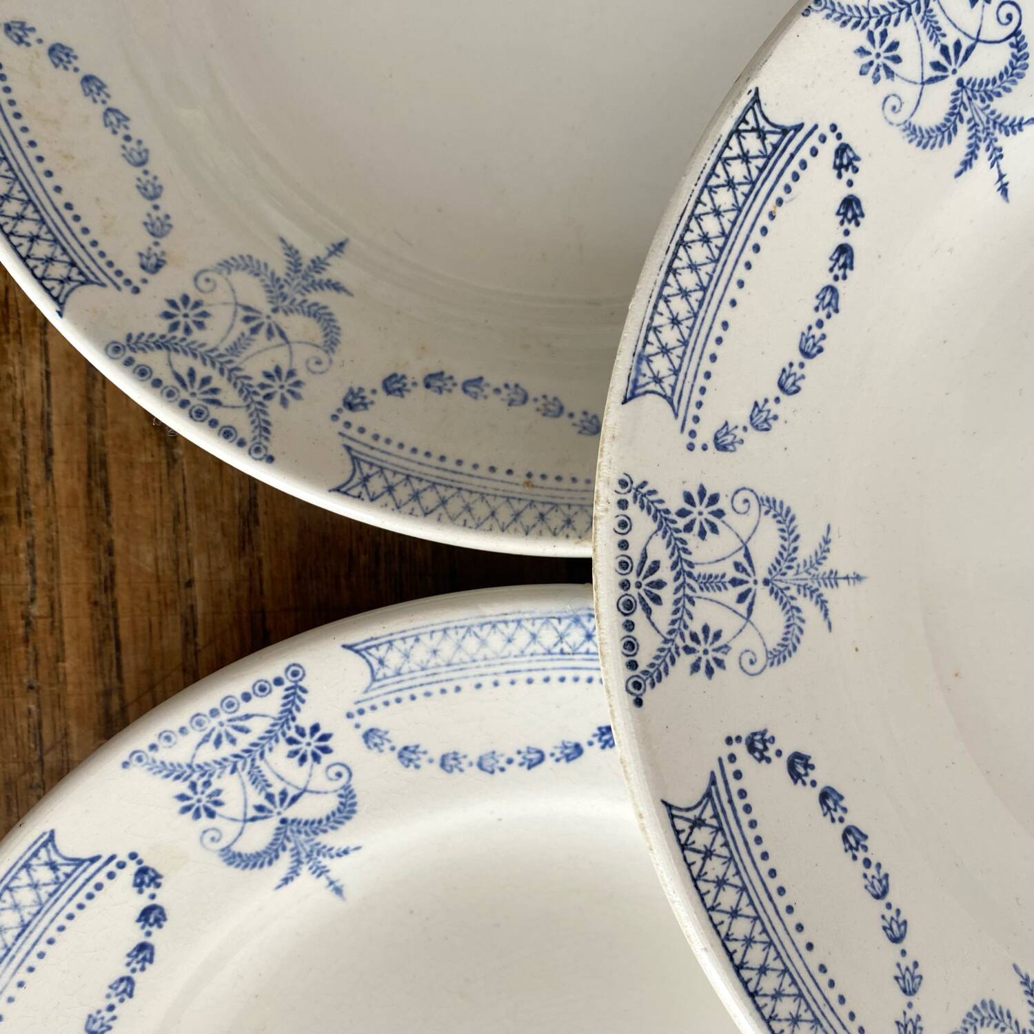 Colonial ironstone dessert plates Moulin des Loups