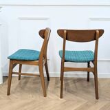 2 Green Chairs by Faldsled
