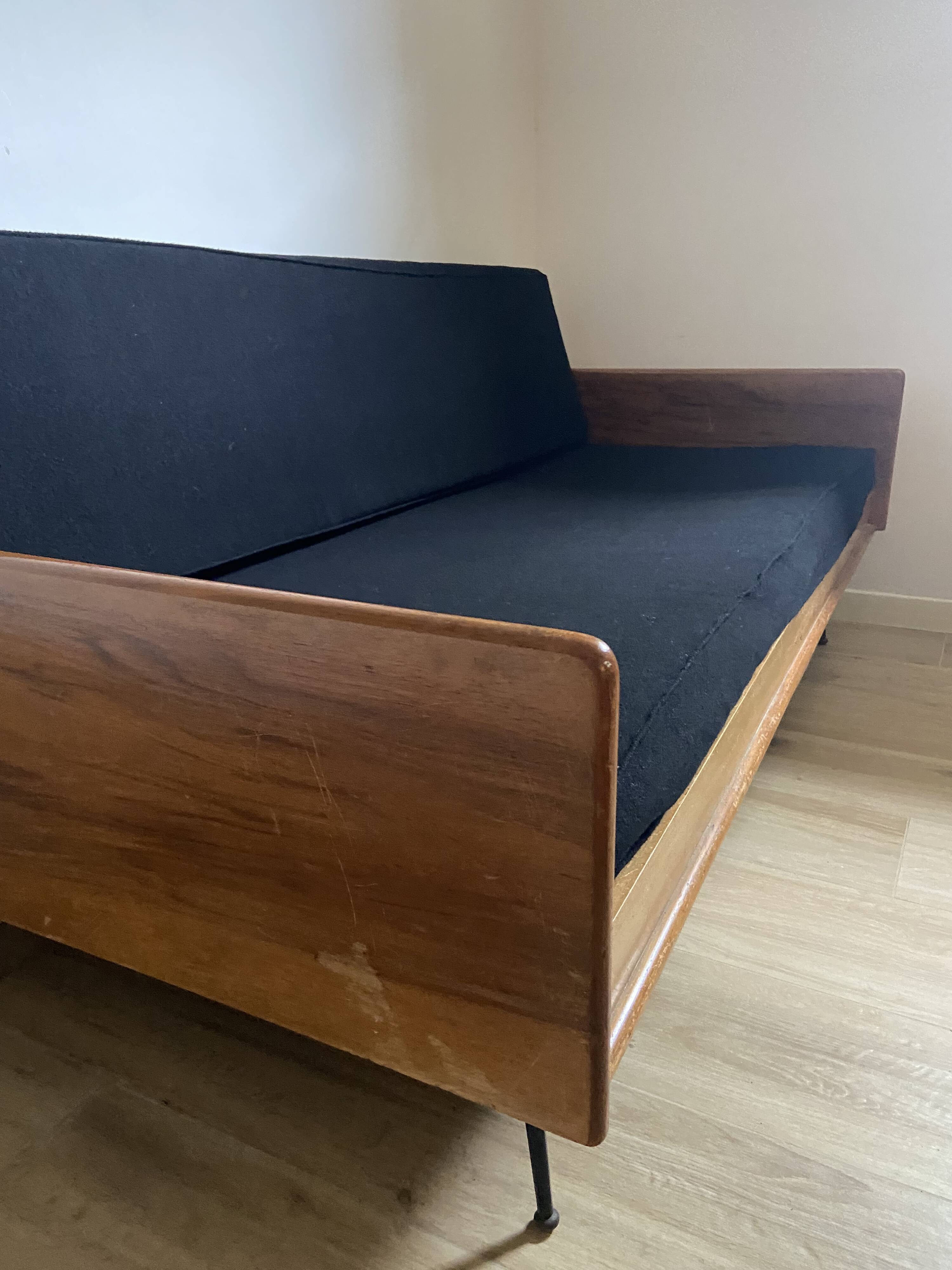 Banquette Claude Gaillard 160x78 for the MAI gallery