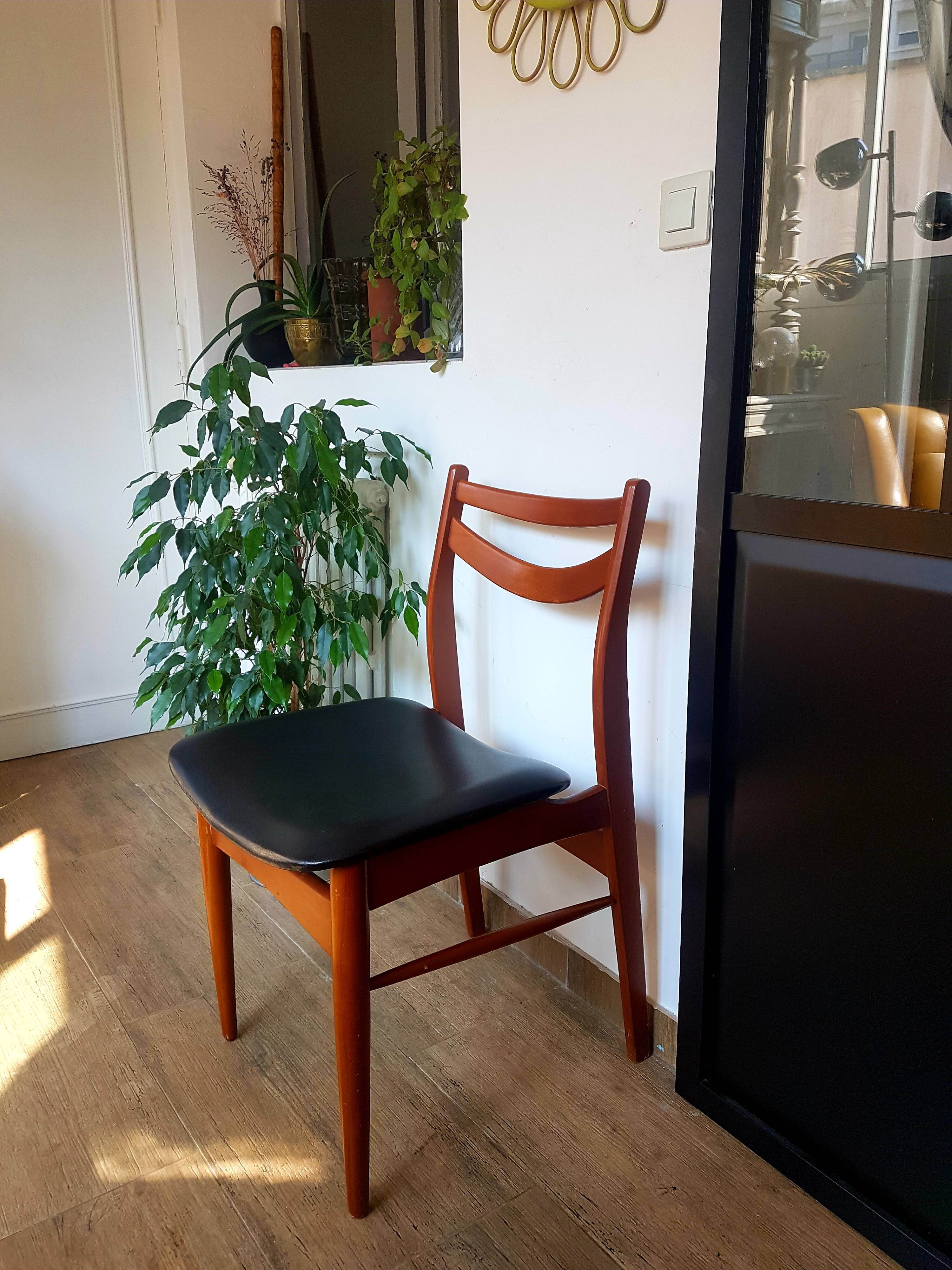 Scandinavian chair