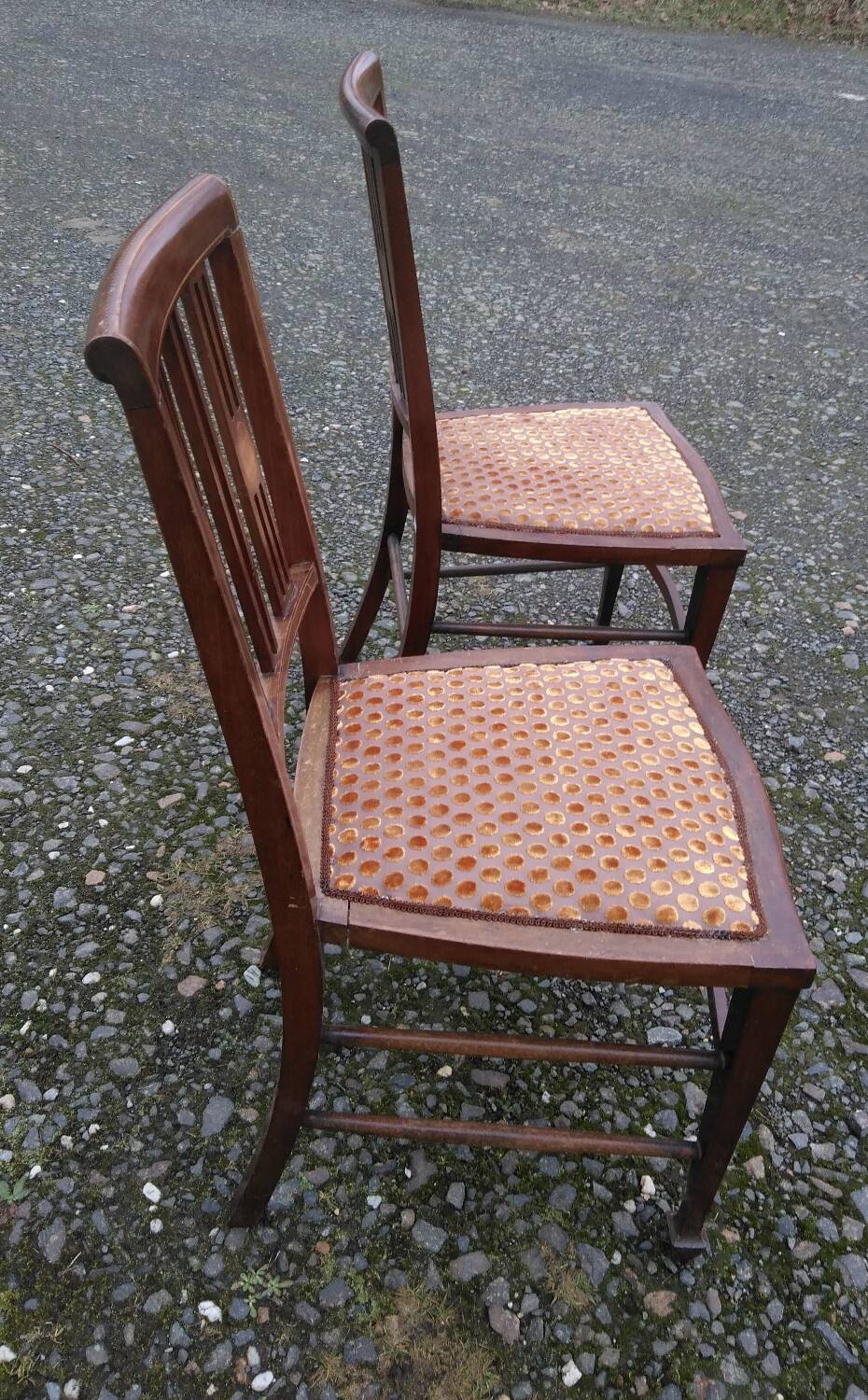 Pair of mahogany chairs 1920