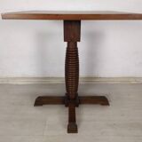 Brutalist bistro table