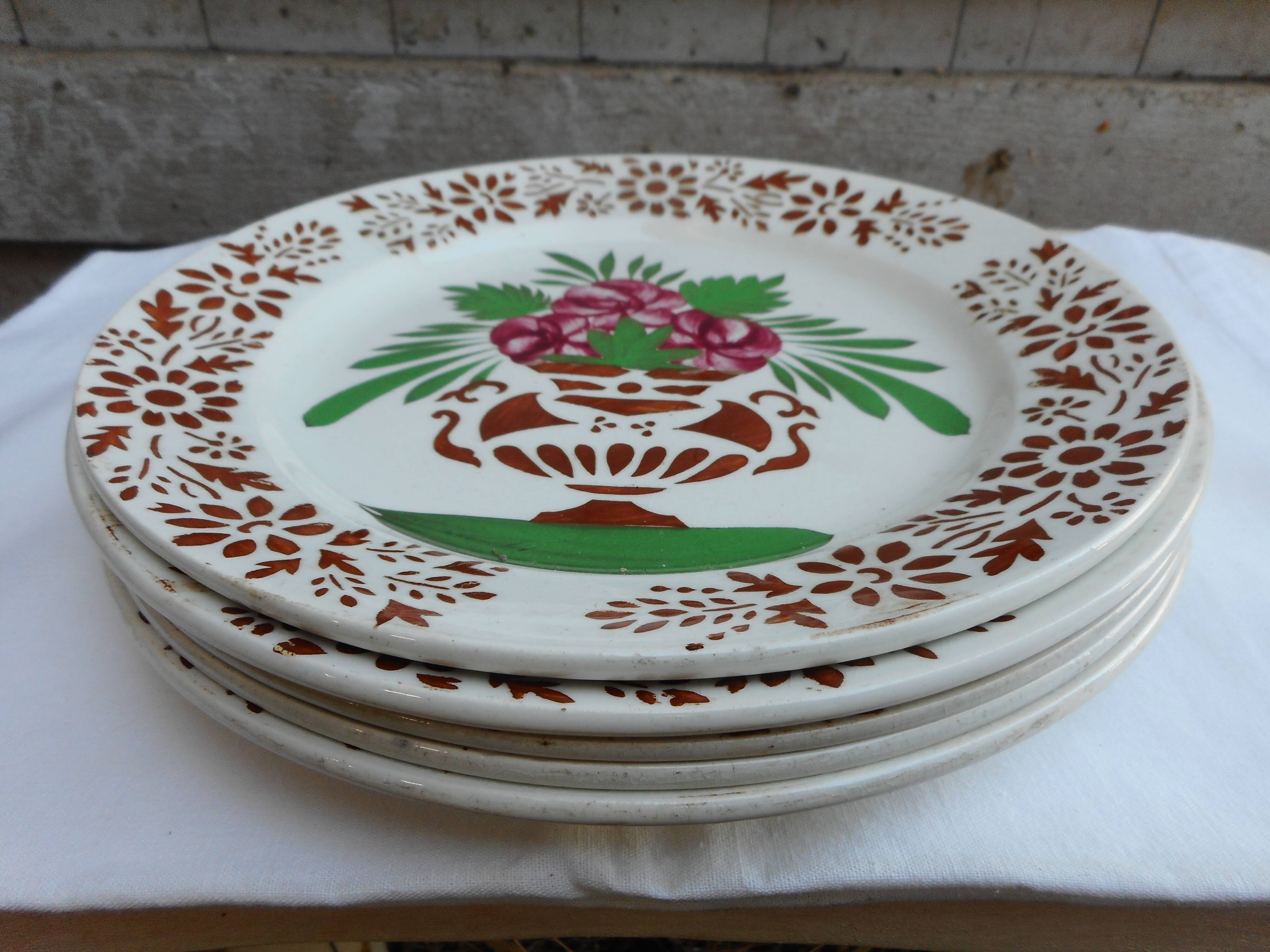 Lot de 5 assiettes faïence de Sarreguemines