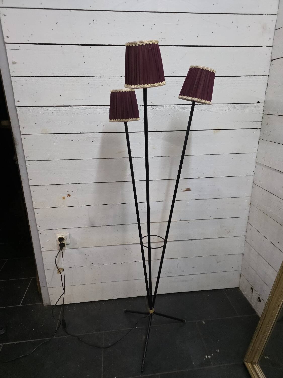 1960s tripod floor lamp, 3 lights
