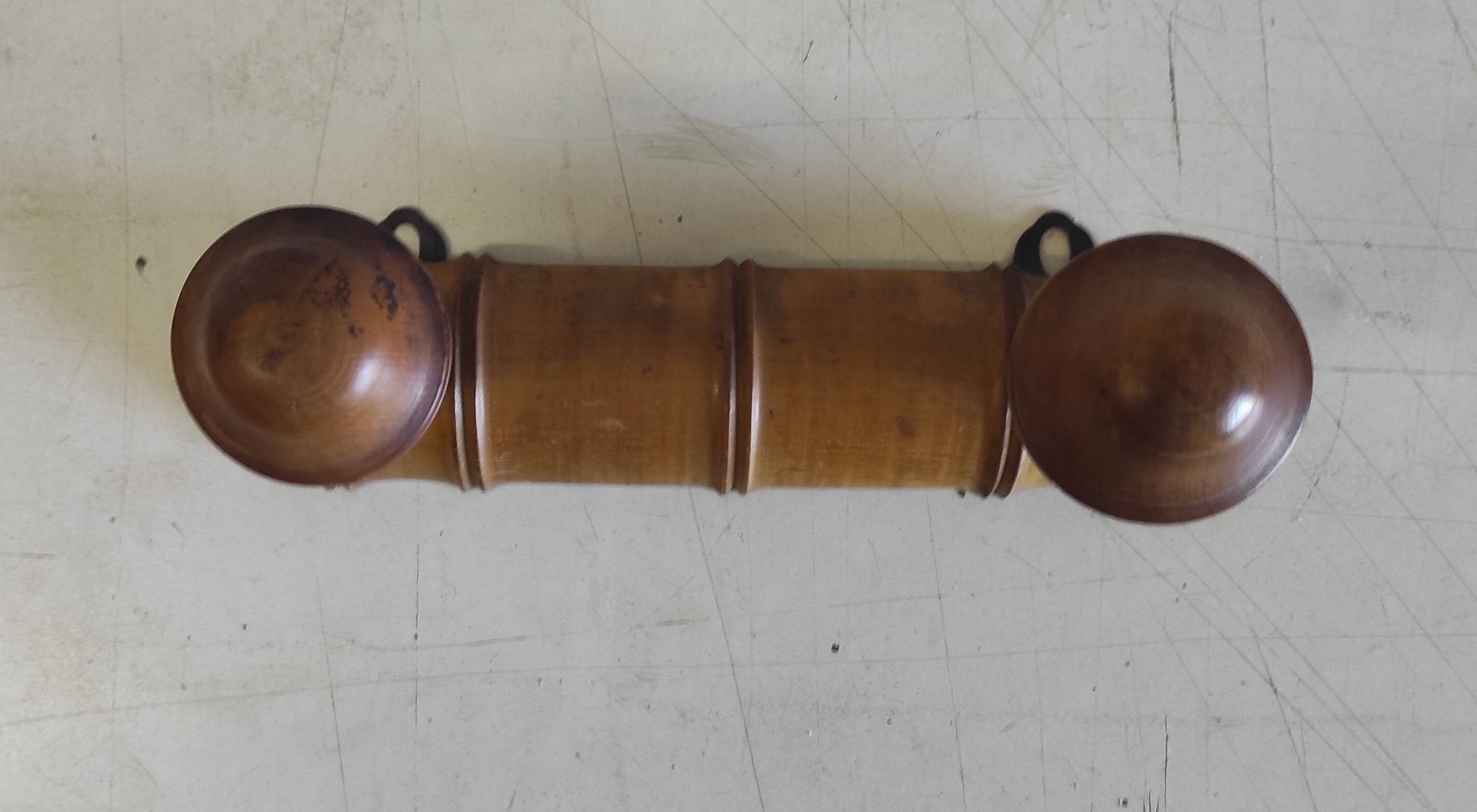 Wall-mounted coat rack in solid wood - 1950s/60s
