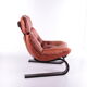 Fauteuil brésilien vintage avec coussin d’assise en cuir de couleur Cognac, années 70