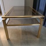 Table basse Guy Lefevre en laiton et verre
