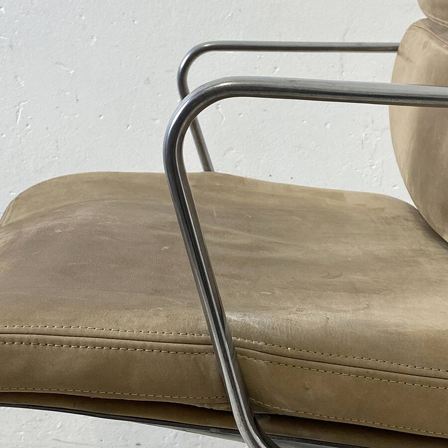 Eames office chair model 108 Herman Miller