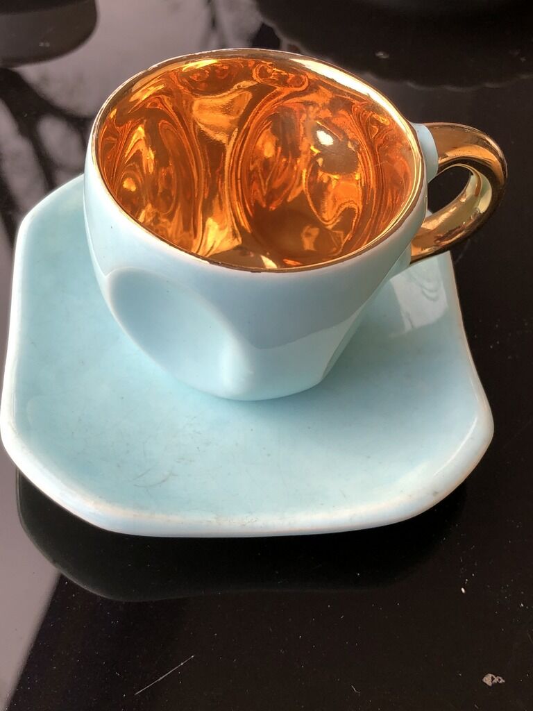 6 coffee cups assorted their subcup