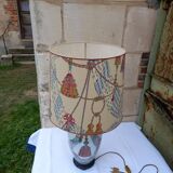 Lampe de table en porcelaine de Paris